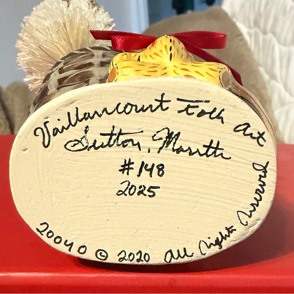 Vaillancourt Santa with Blue Coat and Basket - Picture 4 of 4